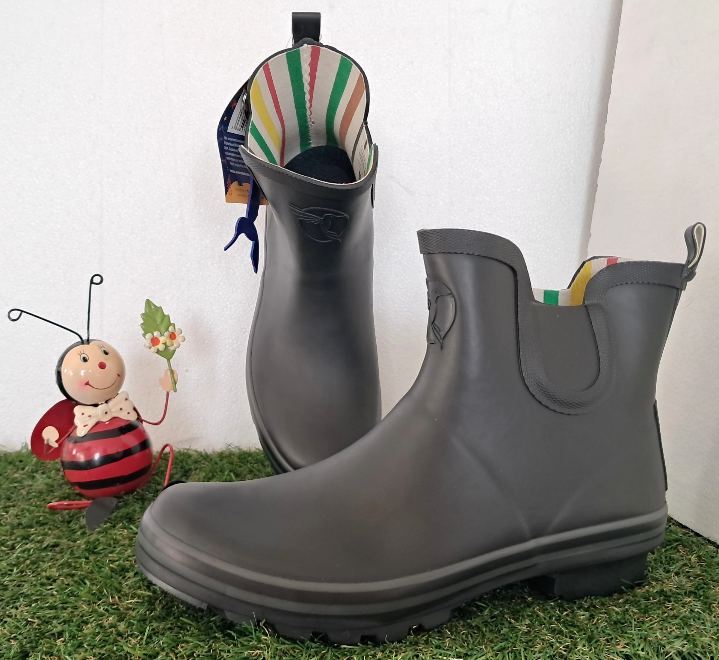 Superbes Bottines de pluie Black Meadow Evercreatures - pointure 41